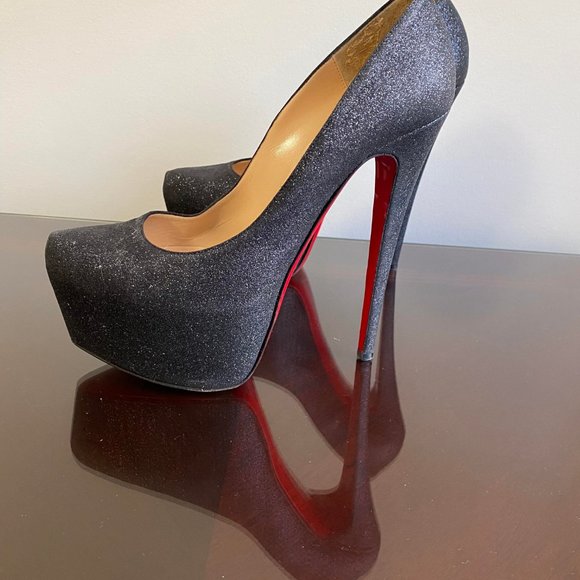 Christian Louboutin Shimmer Heels - Picture 4 of 6